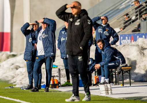 Bjarne Berntsen, head coach of Viking, and Dag-Eilev