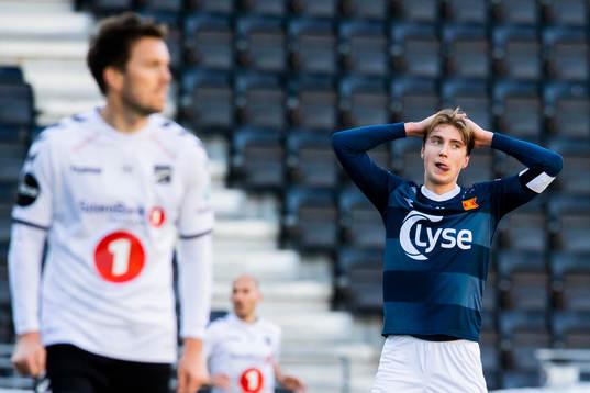 Kristian Thorstvedt of Viking looks dejected