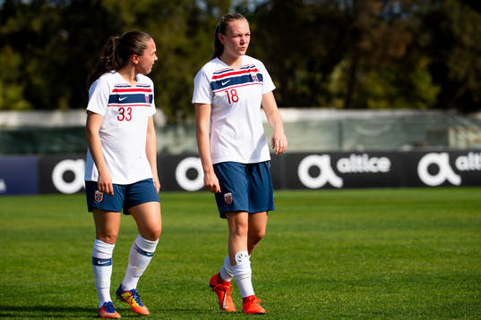 Heidi Elisabeth Ellingsen and Frida Maanum of Norway