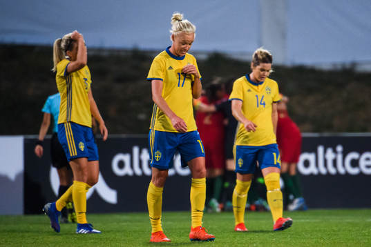Caroline Seger and Nathalie Björn of Sweden looks dejected