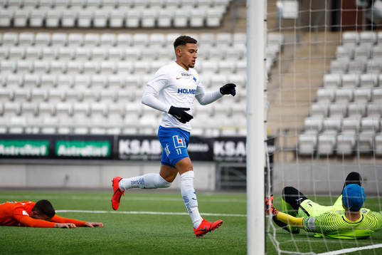 Norrköpings Jordan Larsson jublar