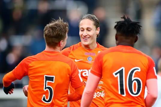 AFC Eskilstunas Felix Michel Melki jublar med Gustav Jarl