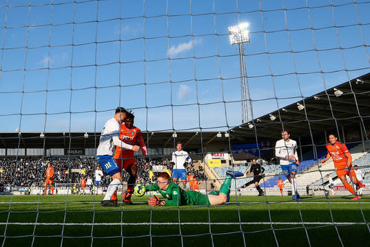 AFC Eskilstunas Samuel Nnamani gör mål 0-1 på IFK