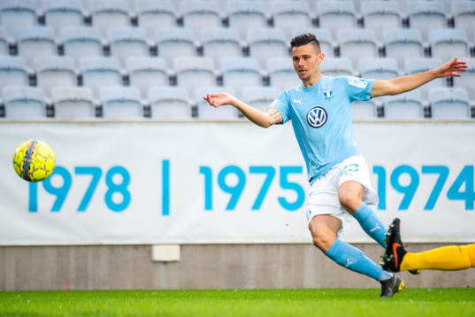 Malmö FFs Marcus Antonsson gör 1-0