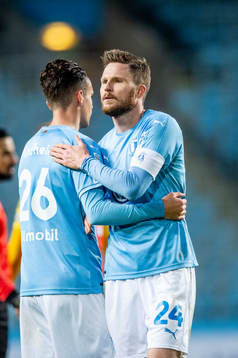 Malmö FFs Andreas Vindheim och Lasse Nielsen deppar