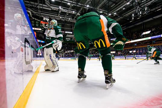Färjestads målvakt Adam Werner