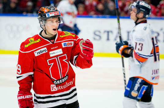Örebros Patrik Virta jublar