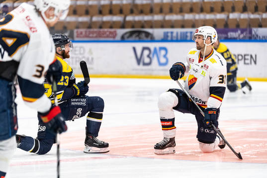 s Robin Figren och Djurgårdens Dick Axelsson