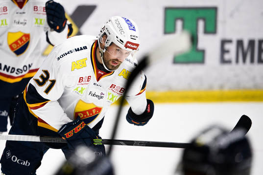 Djurgårdens Dick Axelsson jublar
