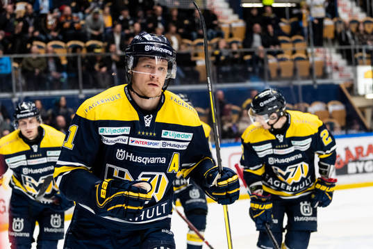 s Simon Önerud jubel