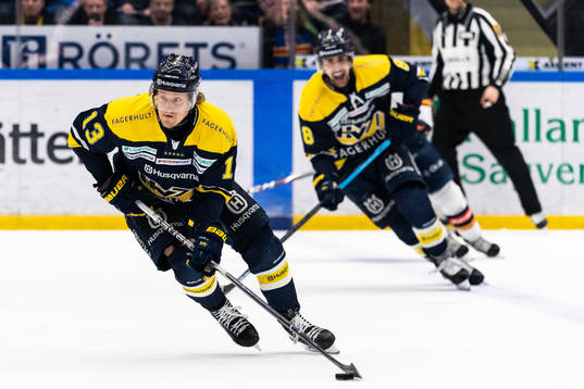 s Oscar Sundh med Nils Andersson i bakgrunden