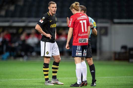 s Magnar Ödegaardoch Örgrytes Gustav Ludwigson samtalar