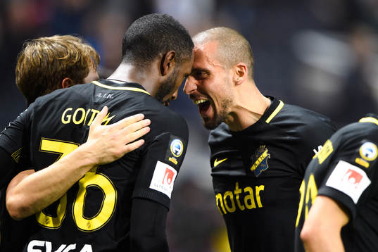s Henok Goitom  och Panajotis Dimitriadis jublar