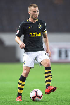 s Sebastian Larsson