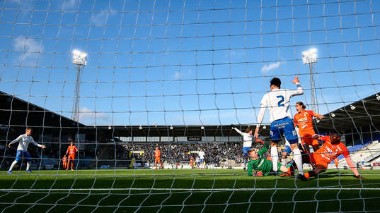 AFC Eskilstunas Samuel Nnamani har precis gjort mål 1-1