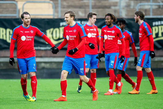 Helsingborgs Andri Bjarnason och Johan Persson jublar