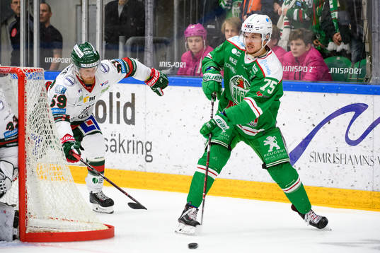 Frölundas Simon Hjalmarsson och Rögles Lucas Elvenes