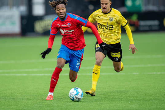 Helsingborgs Kundai Benyu mot Lillestrøms Ifeanyi Mathew