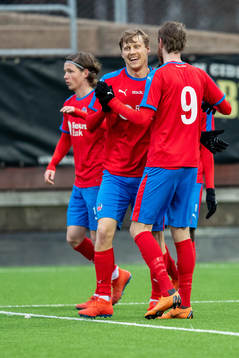 Helsingborgs Andri Bjarnason och Rasmus Jönsson jublar