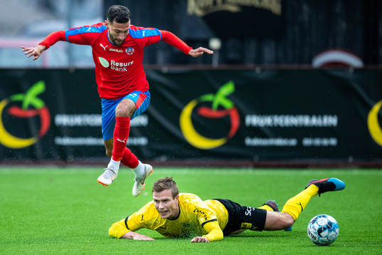 Helsingborgs David Boysen mot Lillestrøms Simen Kind
