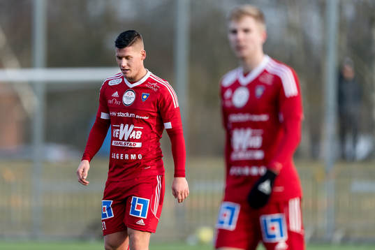 Karlstads Victor Edvardsen deppar
