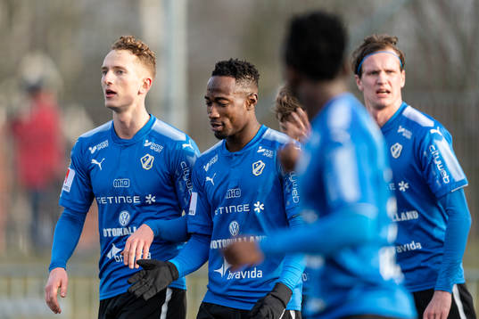 Halmstads spelare jublar