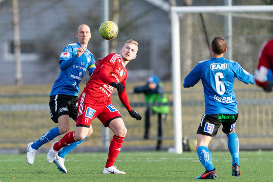 Halmstads Andreas Johansson och Karlstads Linus Lamu