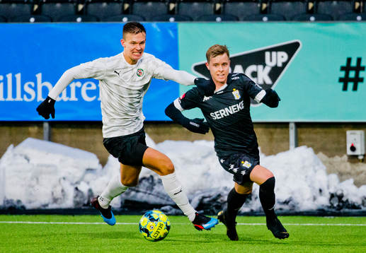 Örebros Arvid Brorsson och IFK Göteborgs Victor Wernersson