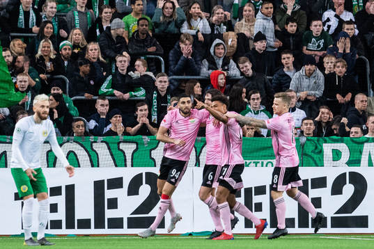 Dalkurds spelare jublar
