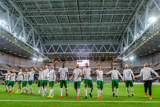 Hammarbys spelare jublar