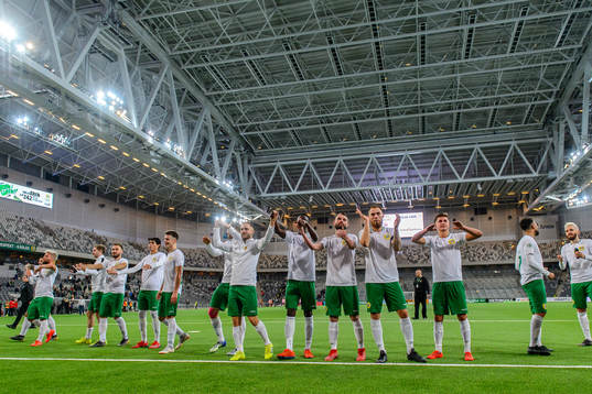 Hammarbys spelare jublar