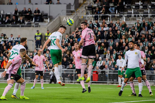 Hammarbys Alexander Kacaniklic och Dalkurds Irfan Jasarevic