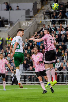 Hammarbys Alexander Kacaniklic och Dalkurds Irfan Jasarevic