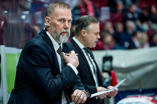 Moras tränare Mats Lusth