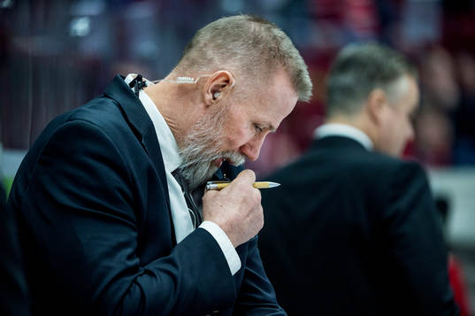 Moras tränare Mats Lusth