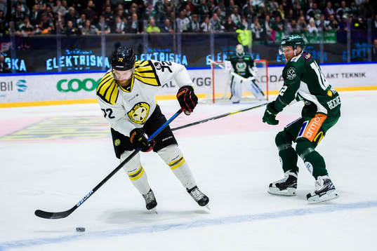 Brynäs Joachim Rohdin och Färjestads Alexander Reichenberg