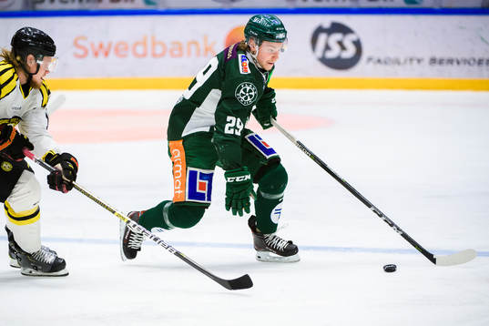 Färjestads Oskar Steen