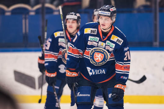Växjös Filip Cederqvist jublar