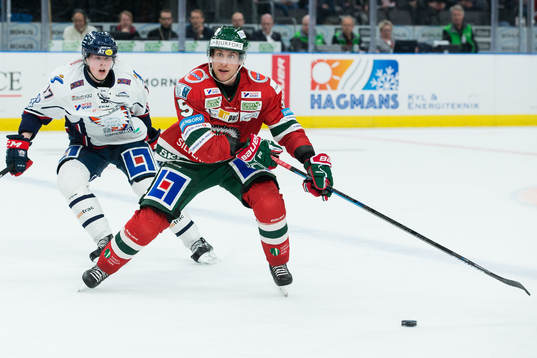 Frölundas Chay Genoway före Linköpings Fredrik Karlström
