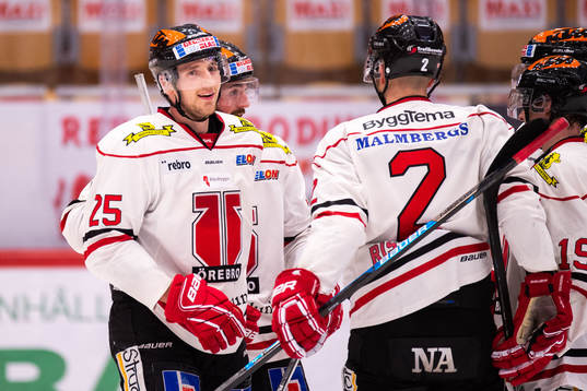Örebros Anton Hedman jublar