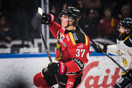 Luleås Isac Lundeström jublar