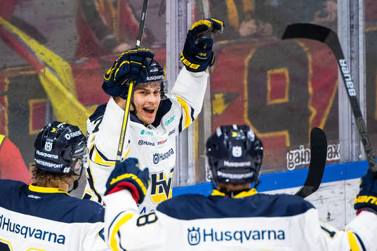 s Sebastian Wännström jublar