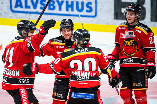 Luleås Petter Emanuelsson, Austin Farley, Jack Connolly