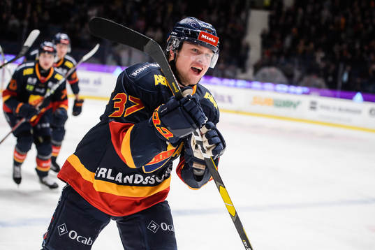 Djurgårdens Jesper Pettersson jublar