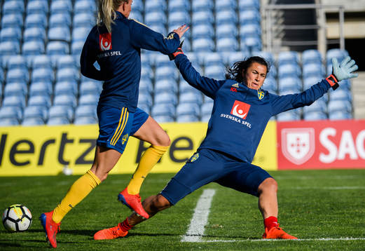 Goalkeeper Zecira Musovic of Sweden