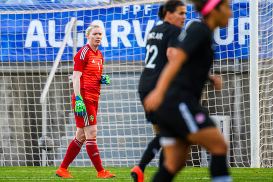 Goalkeeper Hedvig Lindahl of Sweden