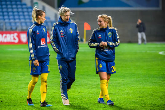 Nathalie Björn , Lina Hurtig and Mimmi Larsson of Sweden