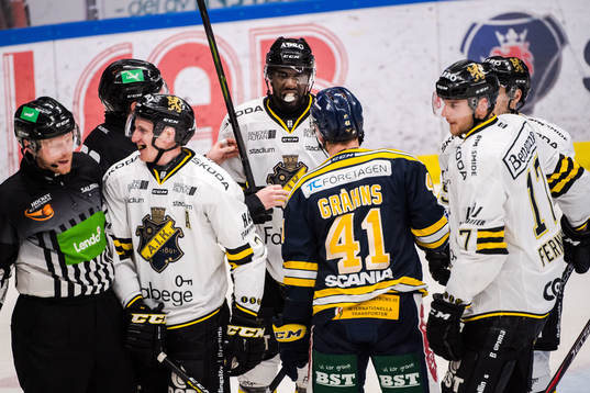 Bråk mellan spelarna