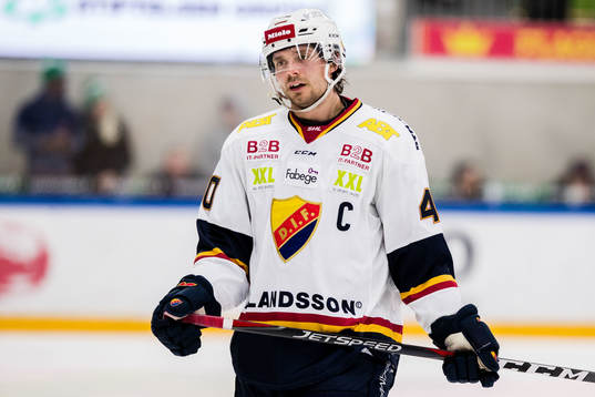Djurgårdens Jacob Josefson deppar