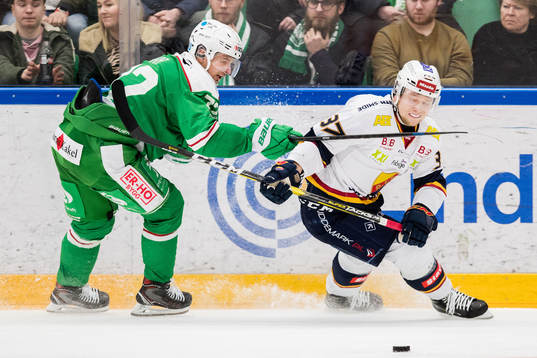 Rögles Daniel Zaar och Djurgårdens Jesper Pettersson